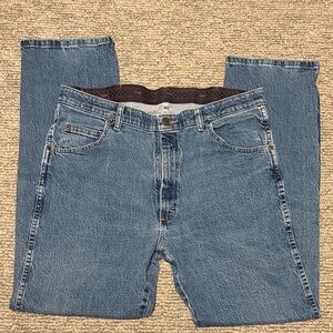Wrangler Relaxed Fit Blue Jeans